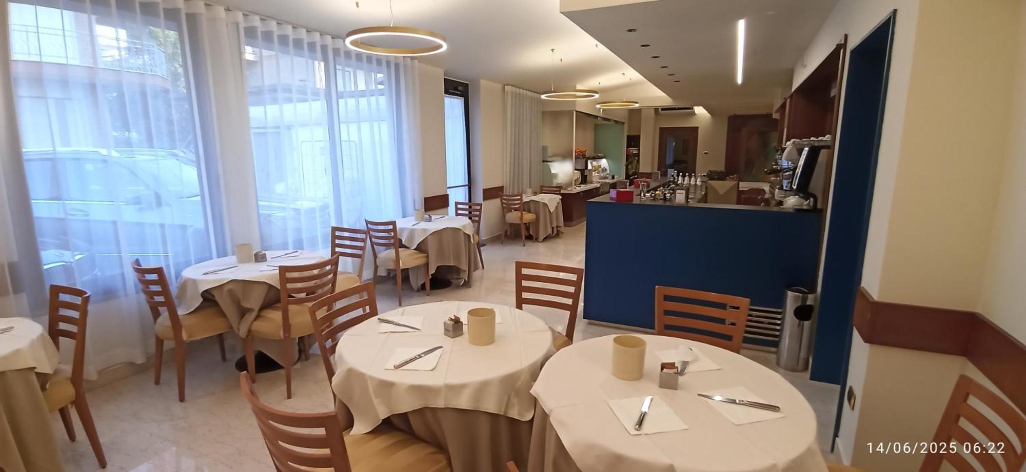 Hotel Il Caminetto Porto San Giorgio Esterno foto